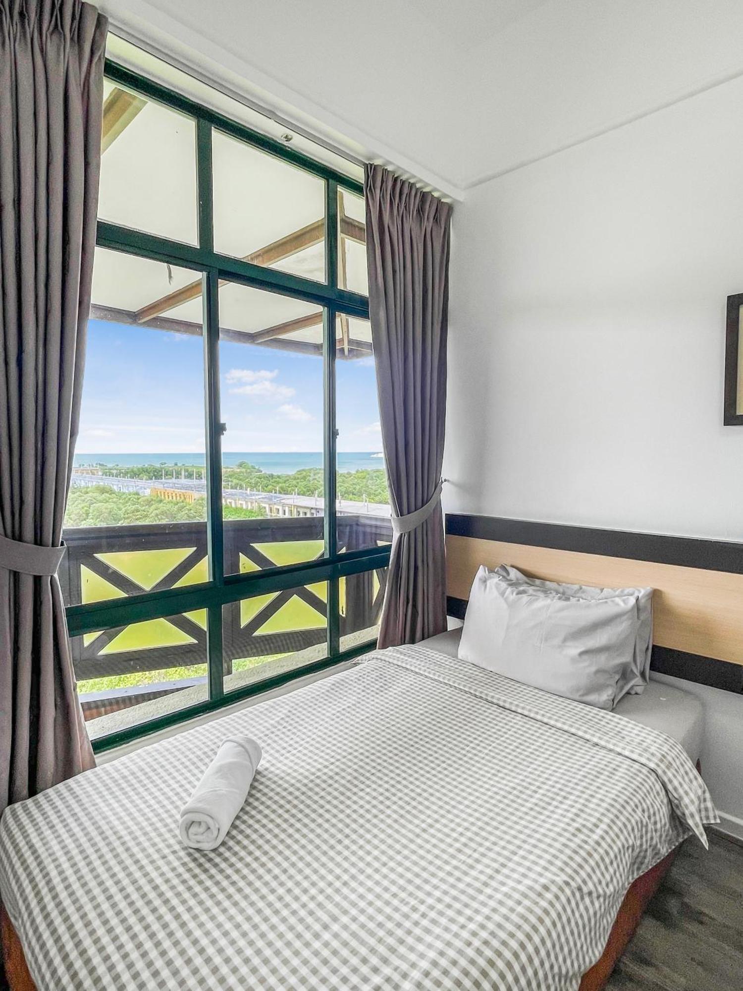 1 Bedroom Apartment, Melaka Cbd Town Center- Hosted By Private Locals Resident, Balcony With City Skyline View Or Seaview, Opposite Malls, Tv Box, 5 Minutes To Jonker Street, Malakka Dış mekan fotoğraf